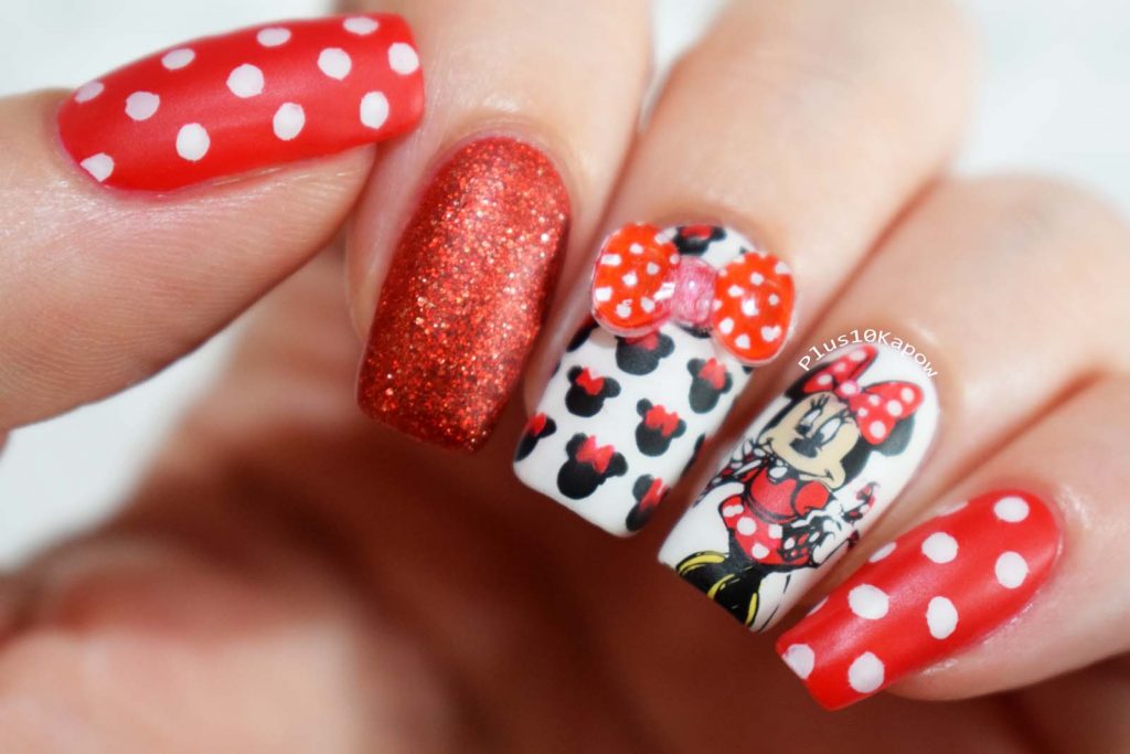 Matte Mickey and Minnie Mouse Nail Art Tutorial - wide 7
